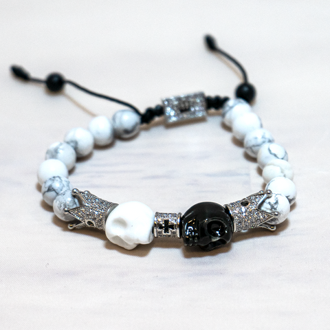 PULSERA BLANCA HOWLITAS CALACAS